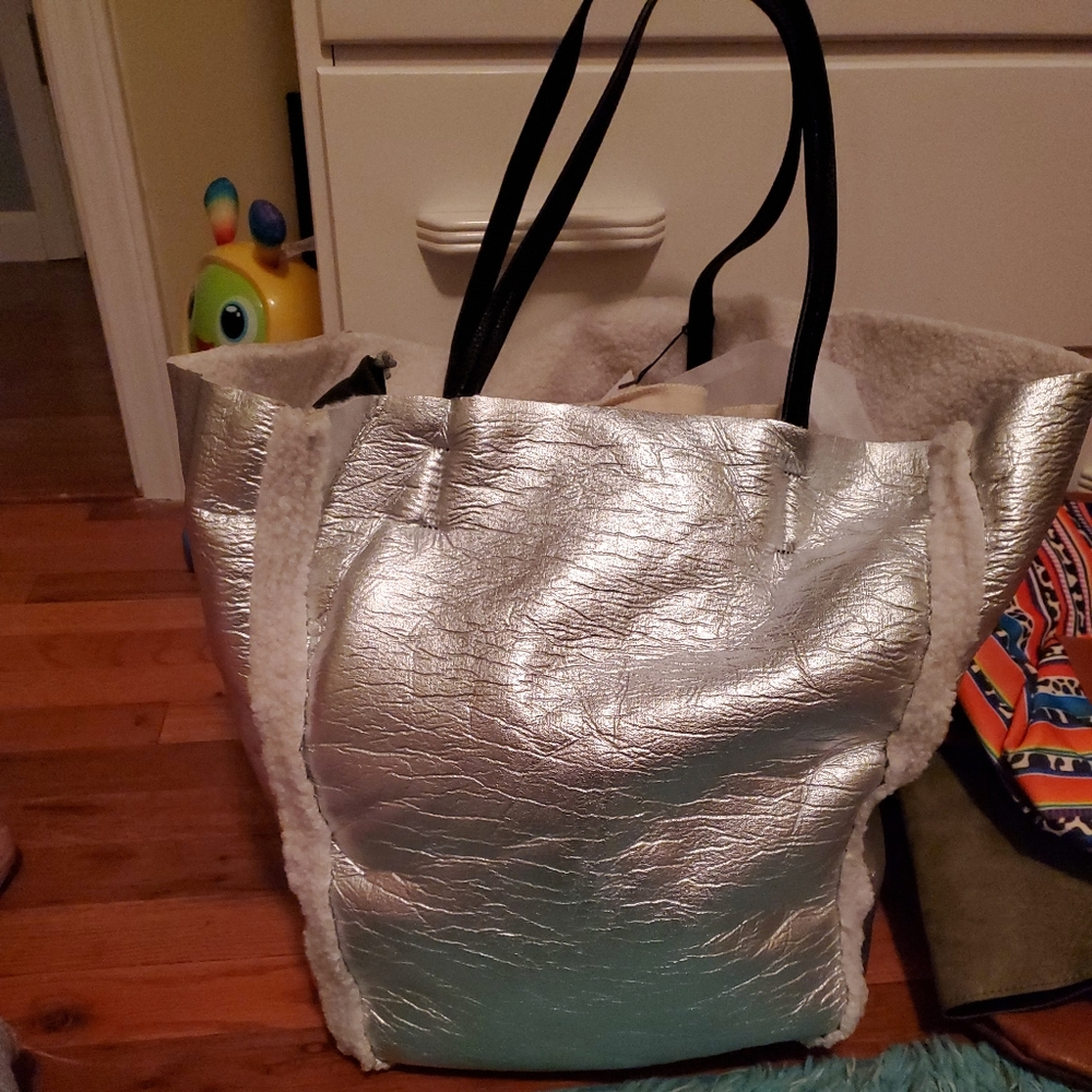 NWOT SILVER TOTE